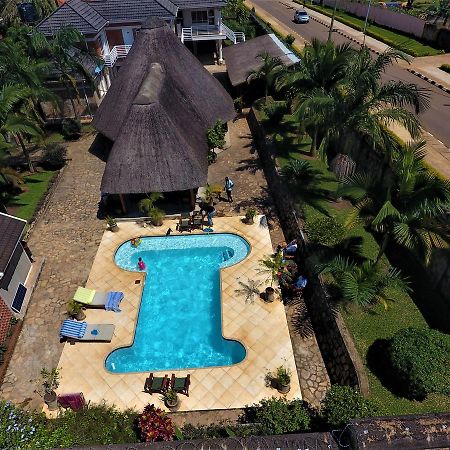 Entebbe Palm Hotel Esterno foto