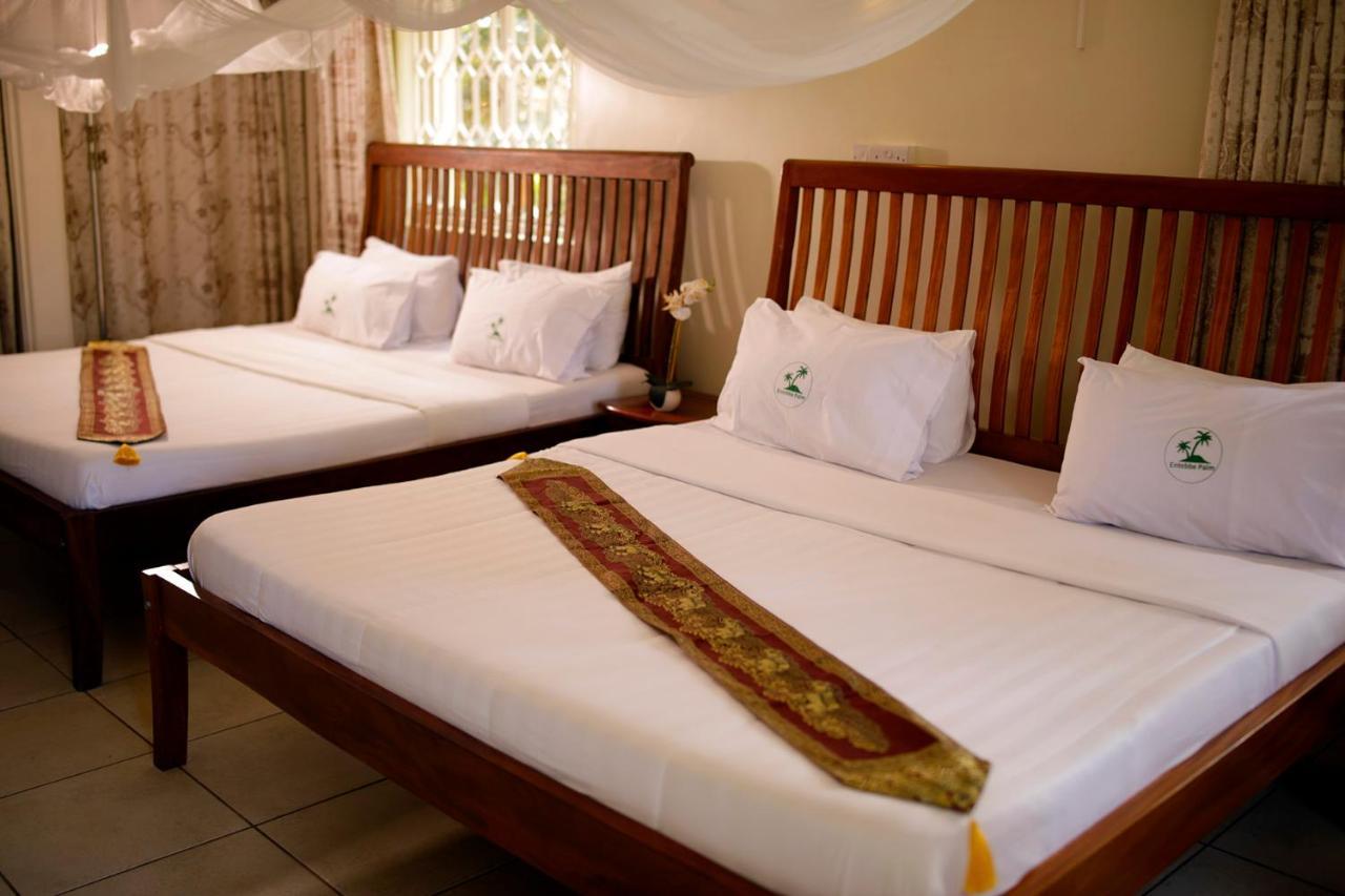 Entebbe Palm Hotel Esterno foto