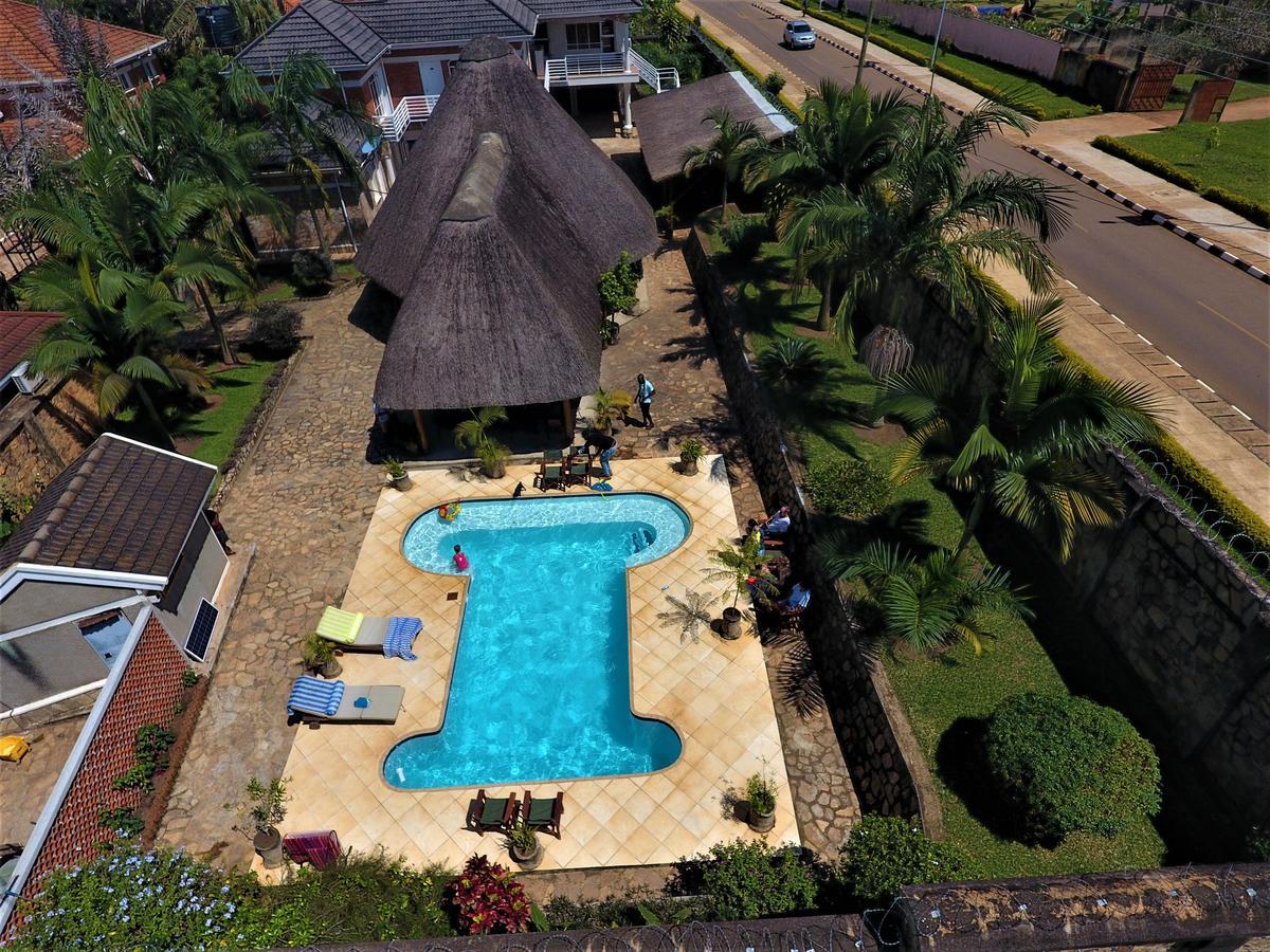 Entebbe Palm Hotel Esterno foto